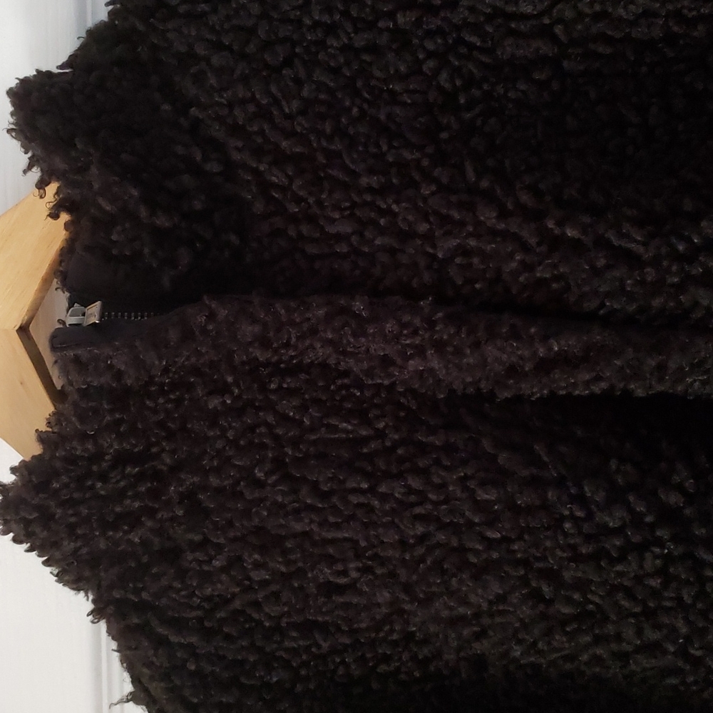 Winter jacket - Picture 2 of 6